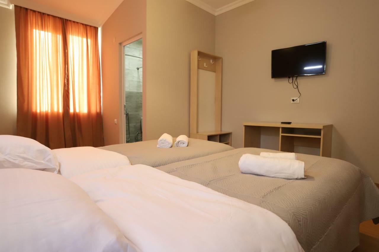 קוטאיסי Hotel Hollywood מראה חיצוני תמונה