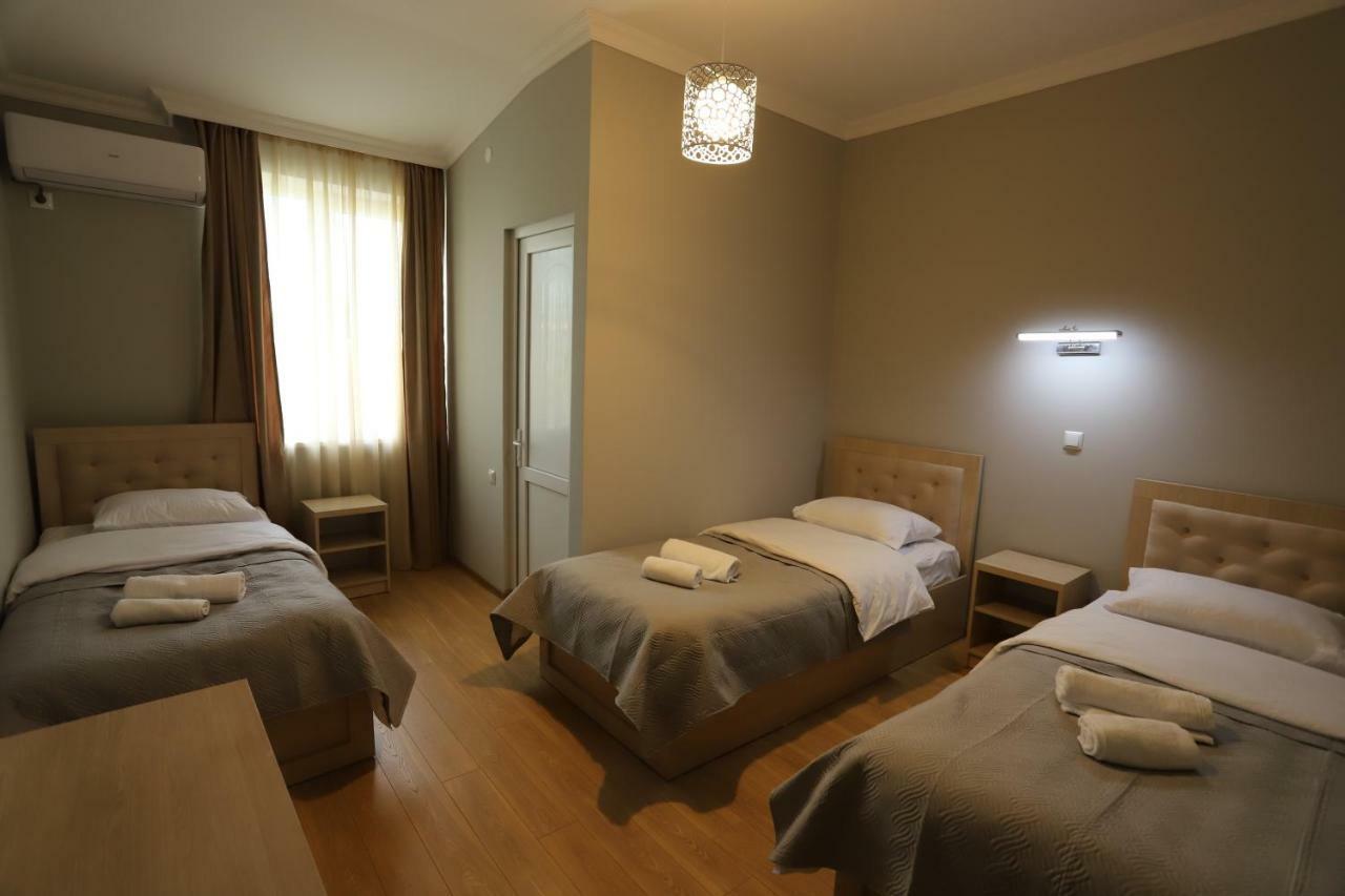 קוטאיסי Hotel Hollywood מראה חיצוני תמונה