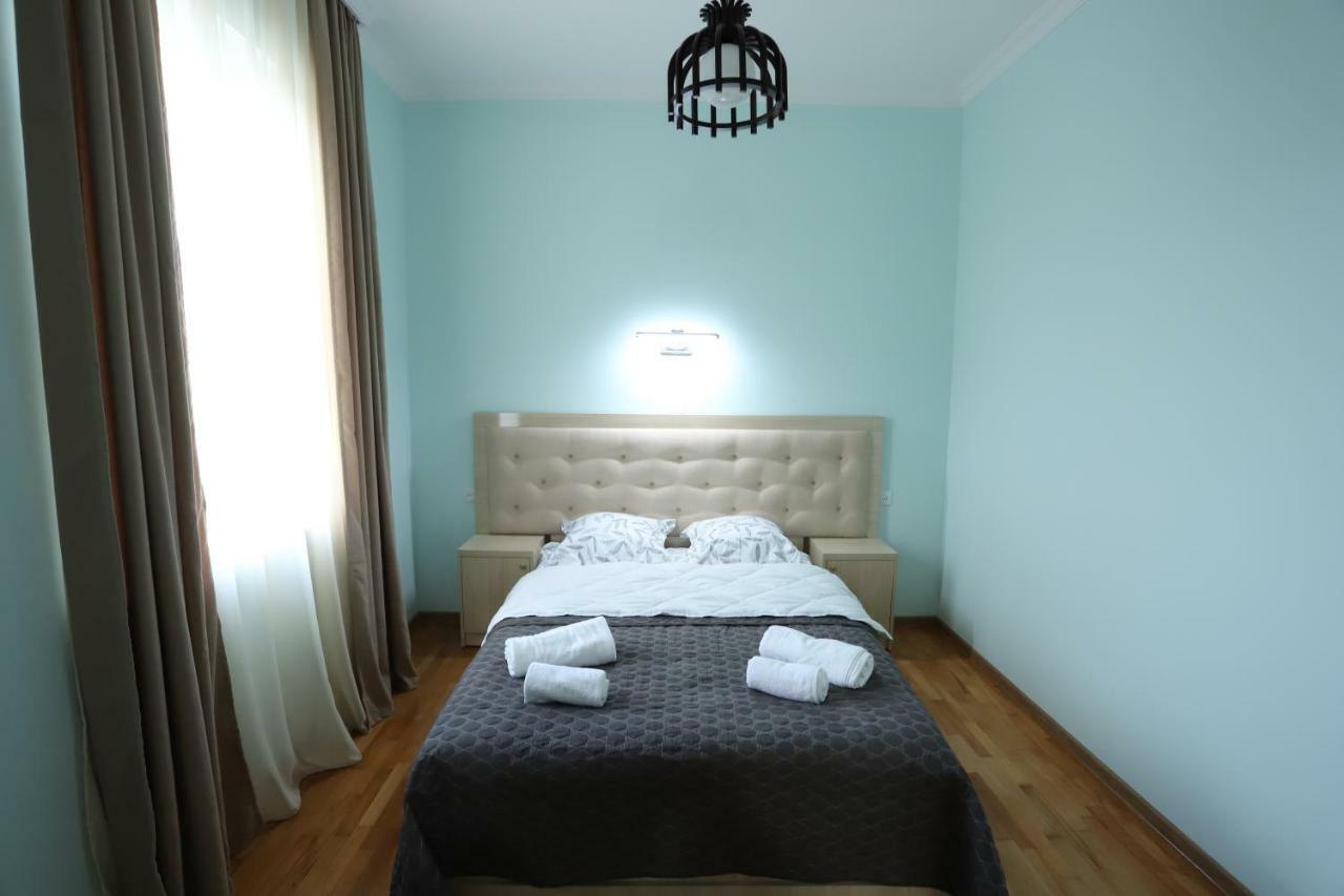קוטאיסי Hotel Hollywood מראה חיצוני תמונה