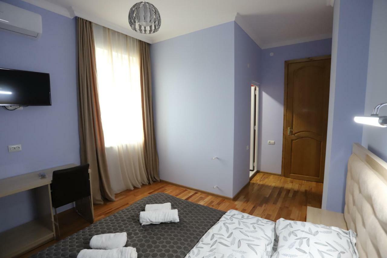 קוטאיסי Hotel Hollywood מראה חיצוני תמונה